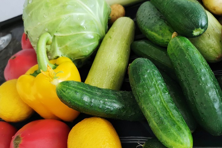 Цены на огурцы и капусту подскочили в Новосибирской области