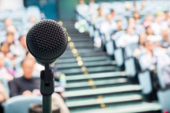 Обучение ораторскому искусству – профессионально в школе Король Говорит! Обучение ораторскому искусству – профессионально в школе Король Говорит!