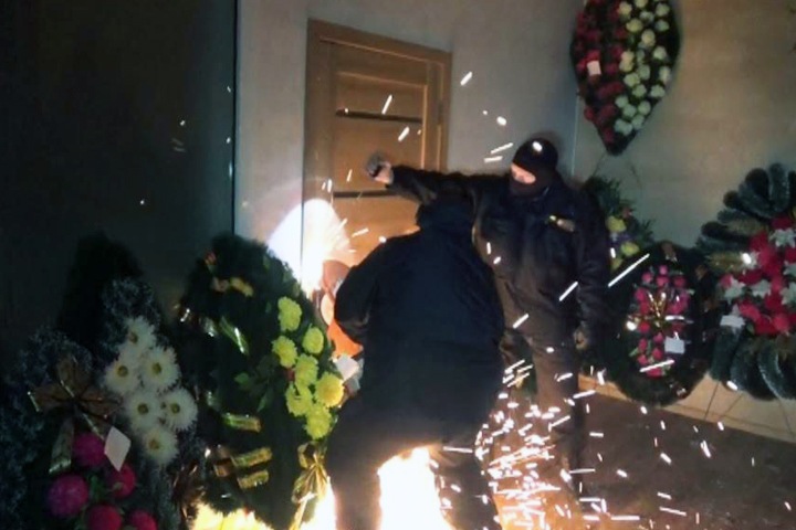 Иркутские силовики обнаружили казино в агентстве ритуальных услуг Иркутские силовики обнаружили казино в агентстве ритуальных услуг