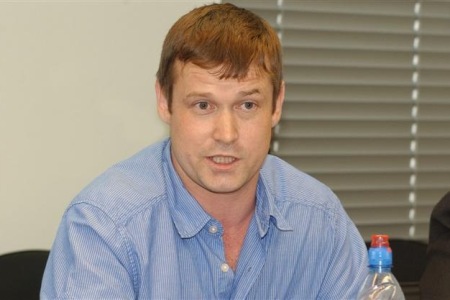 Леонид Развозжаев написал в СИЗО стихотворение, сравнив историю Иркутска с Мойдодыром Леонид Развозжаев написал в СИЗО стихотворение, сравнив историю Иркутска с Мойдодыром