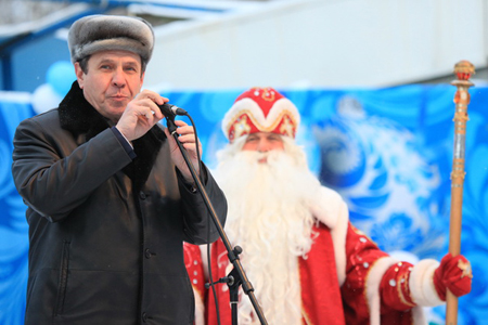 Мэрия Новосибирска: принятые меры по очистке улиц позволили избежать транспортного коллапса в снегопад Мэрия Новосибирска: принятые меры по очистке улиц позволили избежать транспортного коллапса в снегопад