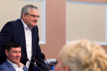 Новосибирские депутаты попросят Москву отменить страховые взносы застройщиков Новосибирские депутаты попросят Москву отменить страховые взносы застройщиков