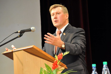 Задержание бердских чиновников должно дискредитировать всю оппозицию — заявление обкома КПРФ Задержание бердских чиновников должно дискредитировать всю оппозицию — заявление обкома КПРФ