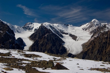 Беременная туристка потеряла ребенка в горном походе на Алтае