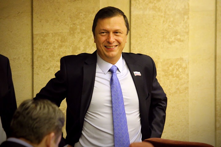 Новосибирское заксобрание предложило заранее искать заказчиков на поставки зерна Новосибирское заксобрание предложило заранее искать заказчиков на поставки зерна