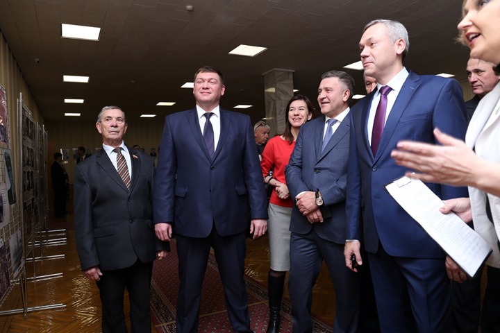 Достижения Тогучинского района представили в заксобрании