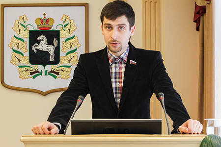 Томского депутата заподозрили в уклонении от призыва в армию Томского депутата заподозрили в уклонении от призыва в армию