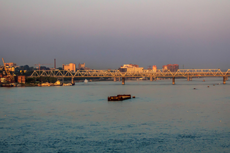 Пустой Центральный мост за счет бюджета: расчеты Алексея Мазура Пустой Центральный мост за счет бюджета: расчеты Алексея Мазура