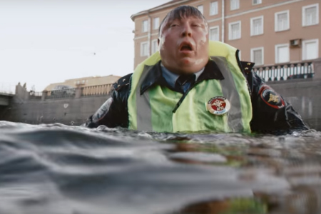 Мэра Новосибирска склоняют к запрету «оскорбительной песенки» «Ленинграда» Мэра Новосибирска склоняют к запрету «оскорбительной песенки» «Ленинграда»