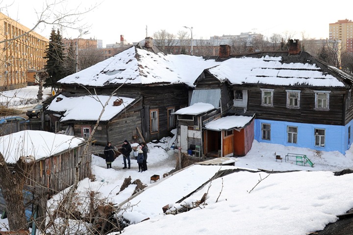 «Надо вчера, а конкурс объявляют завтра»: как работает в Забайкалье «серая» схема расчетов с УК через школы