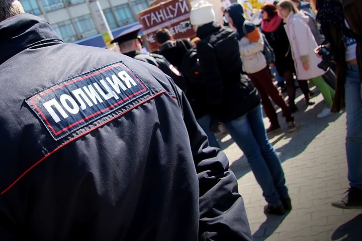 Кемеровский бизнесмен, которого пытали в лесу, потребовал реабилитации за незаконное уголовное дело. Теперь его снова преследуют