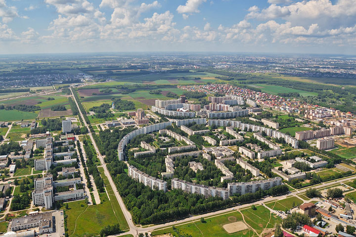 Новосибирский район забрал у Краснообска городской лес и почти 20 га скверов под автостоянки