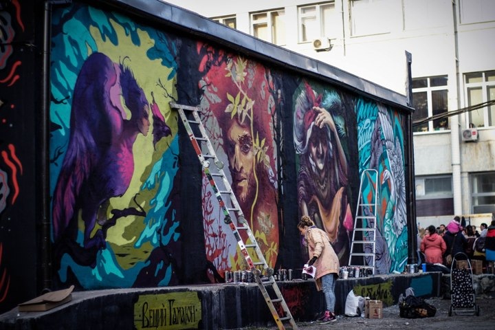 Мэрия Новосибирска заступилась за граффити, закрашенные серым