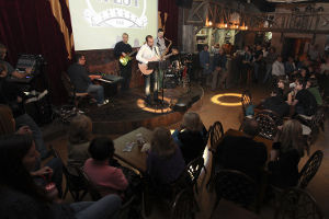 Джем-сейшн прошел в Новосибирске в преддверии фестиваля Sib Jazz Fest Джем-сейшн прошел в Новосибирске в преддверии фестиваля Sib Jazz Fest