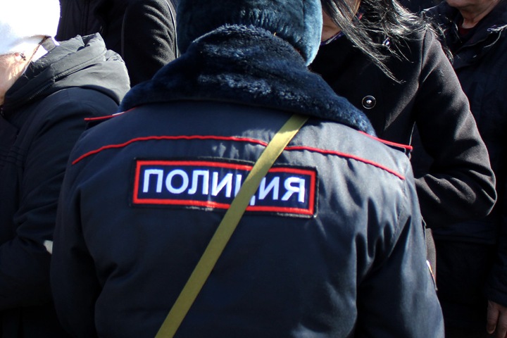 Полицейские похитили новосибирца и вымогали у него деньги Полицейские похитили новосибирца и вымогали у него деньги