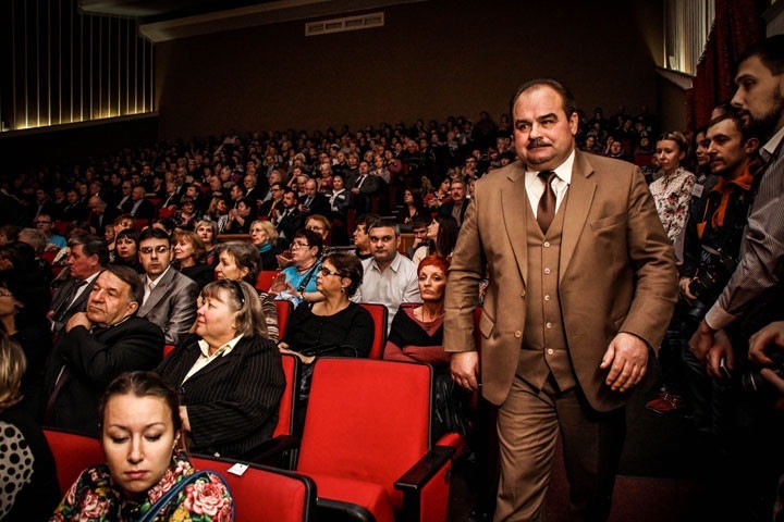 Локоть уволил главу Дзержинского района