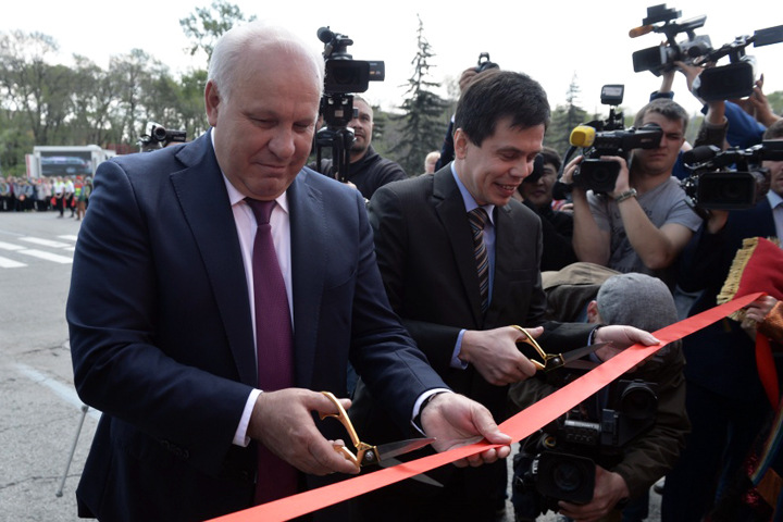 Глава Хакасии назначил уволенных членов правительства на старые посты