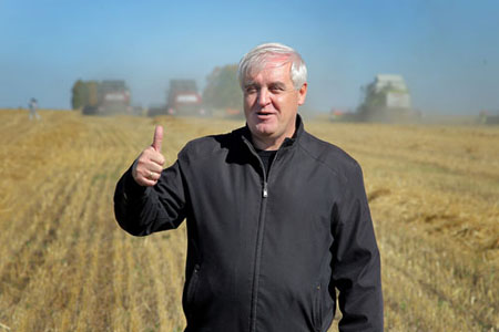 «Незасеянную землю мы передадим другим и засеем»: глава минсельхоза Новосибирской области о ситуации в АПК «Незасеянную землю мы передадим другим и засеем»: глава минсельхоза Новосибирской области о ситуации в АПК