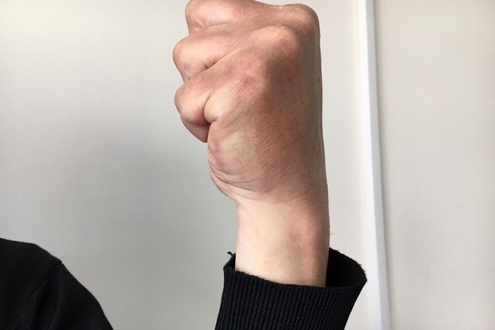 Любовник омички избил до полусмерти ее сына из мести его отцу Любовник омички избил до полусмерти ее сына из мести его отцу