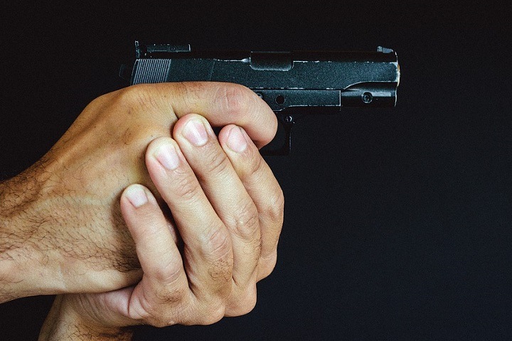 Житель Иркутской области застрелил отца в спину Житель Иркутской области застрелил отца в спину