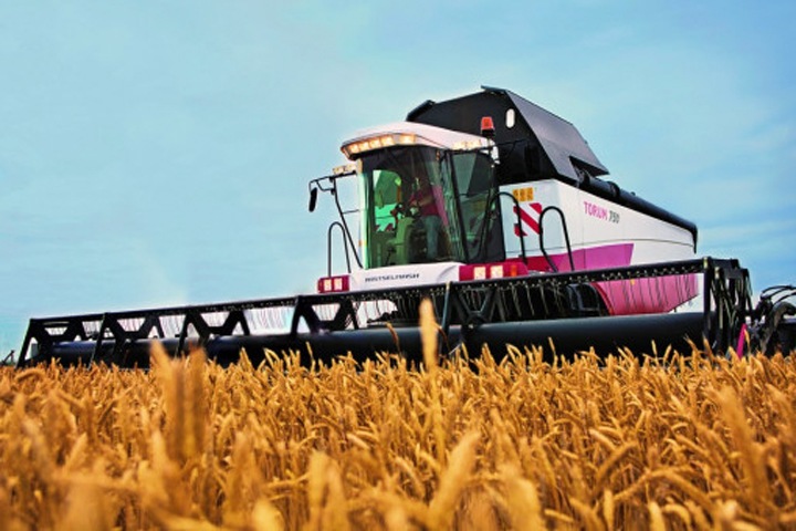 Первый миллион тонн зерна собрали в Новосибирской области Первый миллион тонн зерна собрали в Новосибирской области