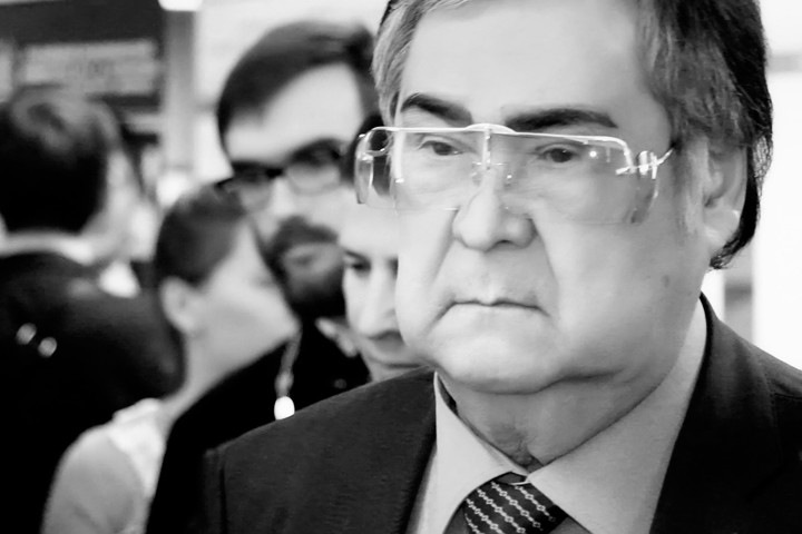 Медики не дают Тулееву выйти с больничного Медики не дают Тулееву выйти с больничного