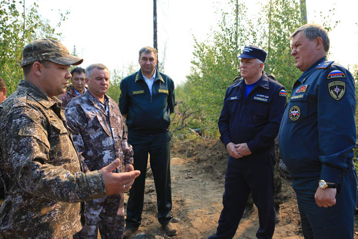 Глава Бурятии призвал жителей бороться с поджигателями леса