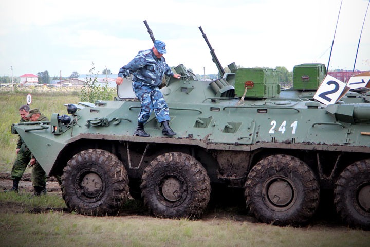 Четверо военных пострадали от взрыва на полигоне под Новосибирском