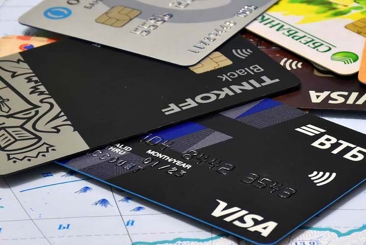 Дебетовая карта с кэшбэком и процентами