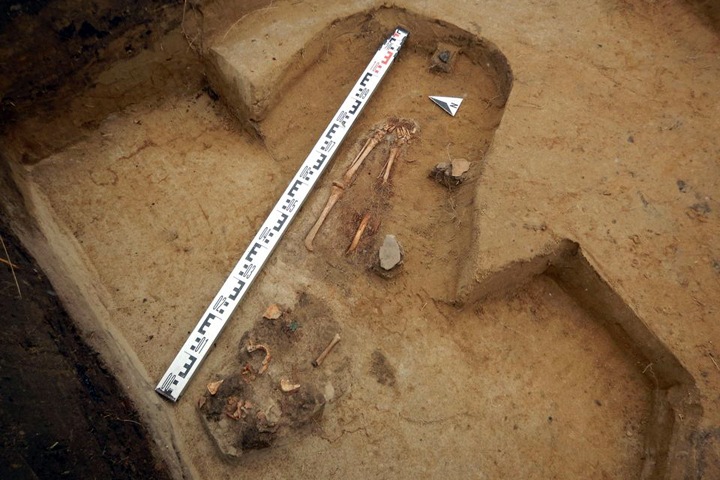 Археологический памятник оказался в створе четвертого моста через Обь Археологический памятник оказался в створе четвертого моста через Обь