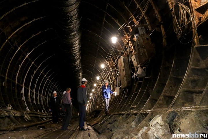 Путин поручил когда-нибудь закончить красноярское метро