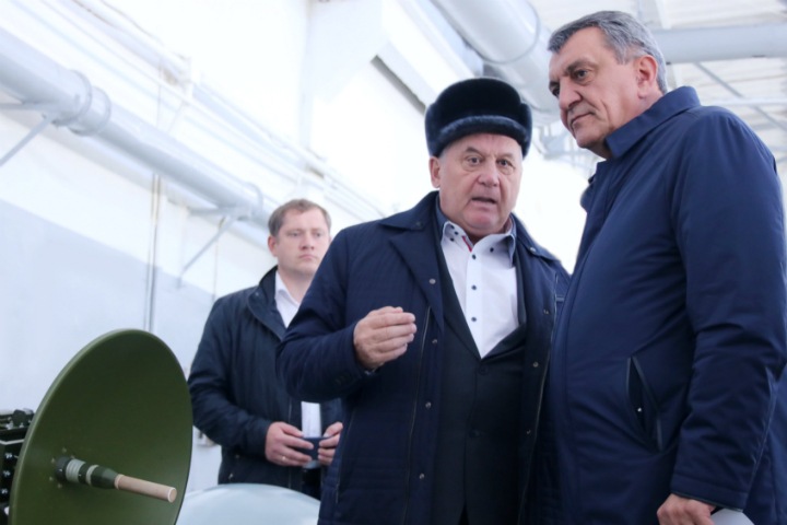 Сибирский полпред Путина не прилетел на инаугурацию главы Хакасии Сибирский полпред Путина не прилетел на инаугурацию главы Хакасии