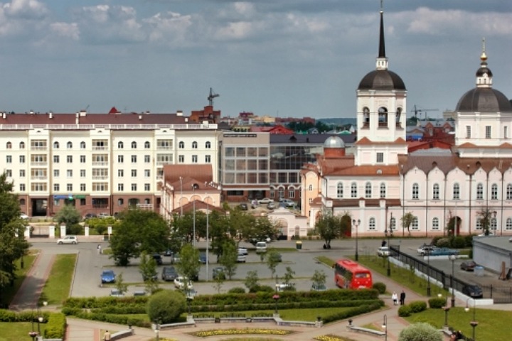 Власти Томска отдали РПЦ сквер в центре города