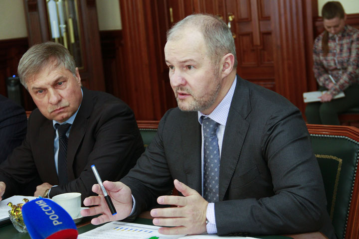 Владелец «Толмачёво» борется с Вексельбергом за аэропорт Белграда