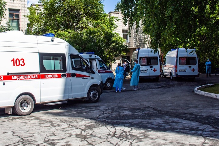 Как новосибирские власти снимали ограничения вместе с ростом эпидемии коронавируса. График Как новосибирские власти снимали ограничения вместе с ростом эпидемии коронавируса. График