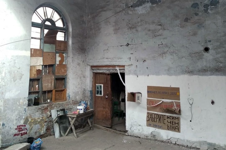 Задержанных 1 мая томских художников выгоняют из их арт-пространства Задержанных 1 мая томских художников выгоняют из их арт-пространства