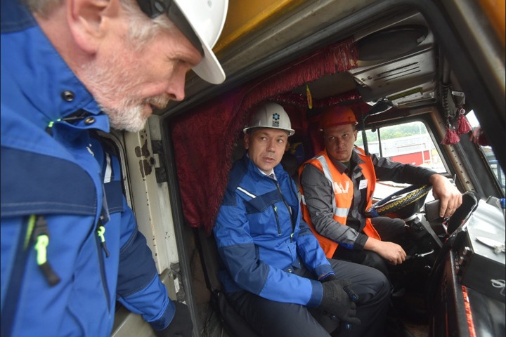 Травников посетил угольный разрез «Сибирского антрацита» Травников посетил угольный разрез «Сибирского антрацита»