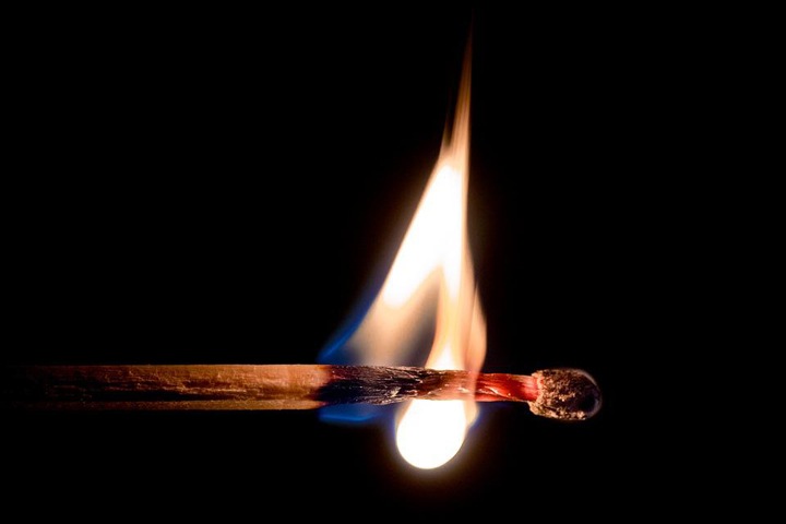 Иркутянин из ревности поджег сожительницу и троих детей Иркутянин из ревности поджег сожительницу и троих детей