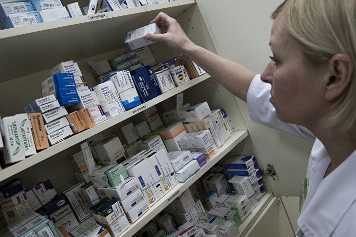 Житель Шелехова отравился «Боярышником» с метанолом из аптеки Житель Шелехова отравился «Боярышником» с метанолом из аптеки