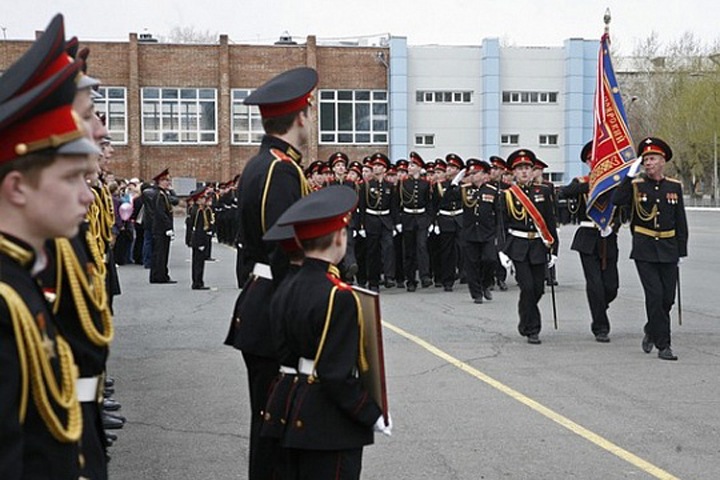 Красноярские кадеты отравились перед контрольными работами