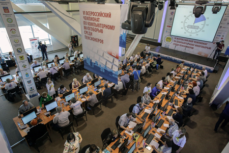 Сибирские пенсионеры выиграли чемпионат России по компьютерному многоборью на планшетах