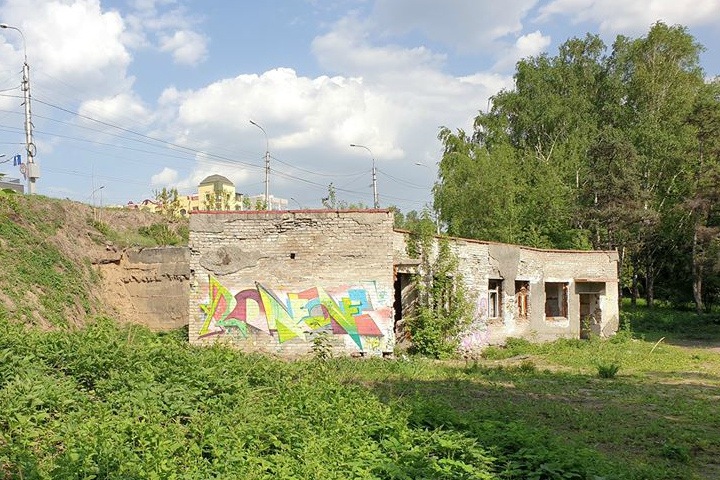 Кусок Михайловской набережной с туалетом продают в Новосибирске за 22 млн Кусок Михайловской набережной с туалетом продают в Новосибирске за 22 млн