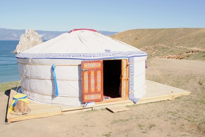 Бурятские чиновники покупают юрту за 220 тыс. рублей Бурятские чиновники покупают юрту за 220 тыс. рублей