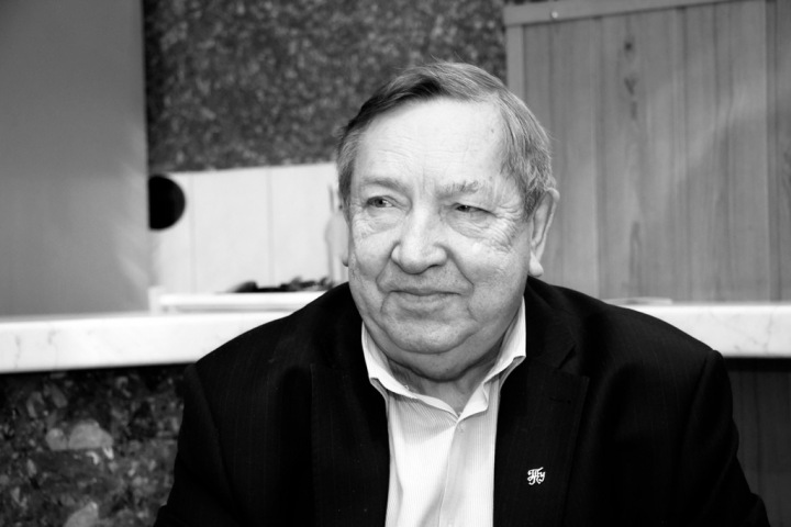 Номенклатурный лидер против демократа: политики подискутируют о 1990-х Номенклатурный лидер против демократа: политики подискутируют о 1990-х