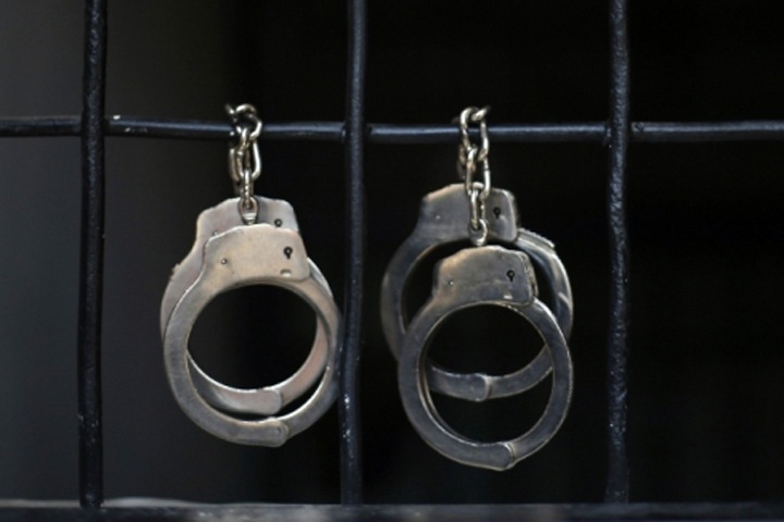 Подозреваемый в организации бунта в иркутской колонии заявил об избиении сотрудниками ФСИН и четырех сутках в наручниках Подозреваемый в организации бунта в иркутской колонии заявил об избиении сотрудниками ФСИН и четырех сутках в наручниках