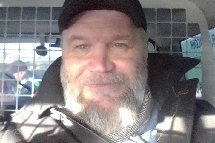 Иркутского правозащитника арестовали за митинг, которого не было. Он объявил голодовку Иркутского правозащитника арестовали за митинг, которого не было. Он объявил голодовку