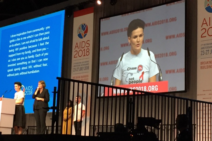 Нехватку таблеток для ВИЧ-позитивных жителей Алтая осудили на конференции по СПИДу в Амстердаме Нехватку таблеток для ВИЧ-позитивных жителей Алтая осудили на конференции по СПИДу в Амстердаме