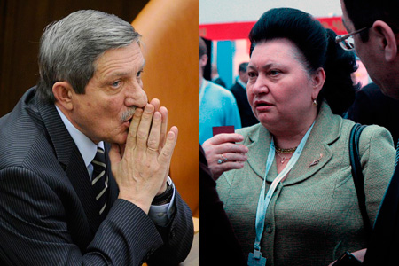 Московская полиция ищет грабителей, проникших в квартиры красноярских парламентариев Новикова и Кармазиной Московская полиция ищет грабителей, проникших в квартиры красноярских парламентариев Новикова и Кармазиной