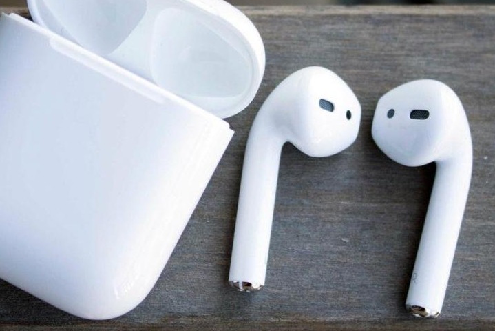 Обзор наушников Apple AirPods