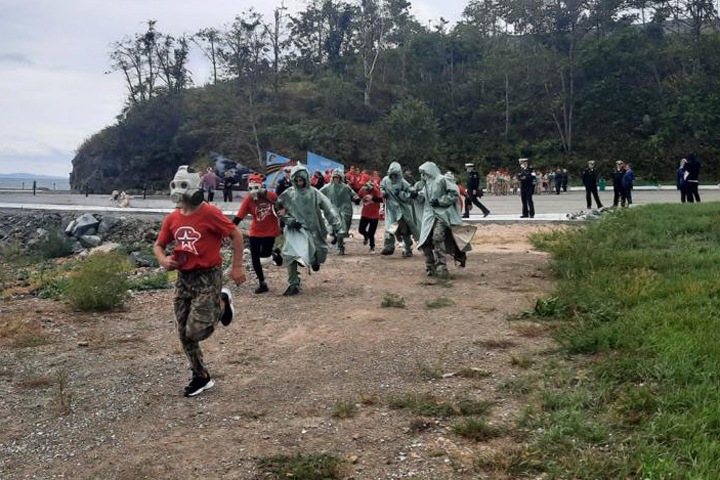 «Будто только с автоматом в руках можно любить родину»: как в Новосибирске обсуждают патриотическое воспитание «Будто только с автоматом в руках можно любить родину»: как в Новосибирске обсуждают патриотическое воспитание